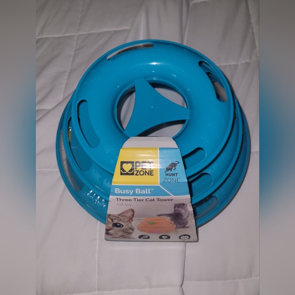 Cat Accessory Bundle - Picture 4 of 6